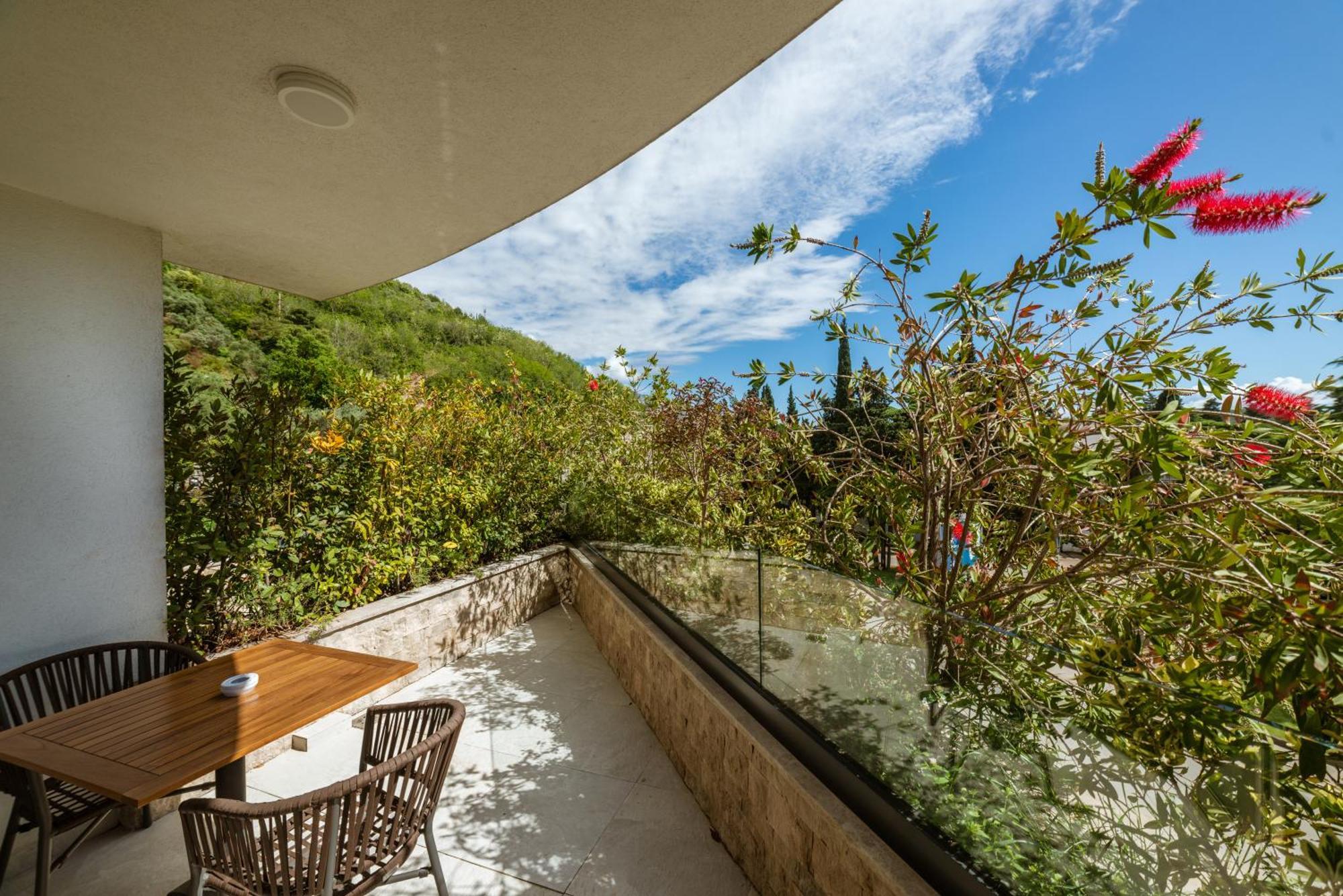 Hotel Imperial Conference & Spa บุดวา ภายนอก รูปภาพ