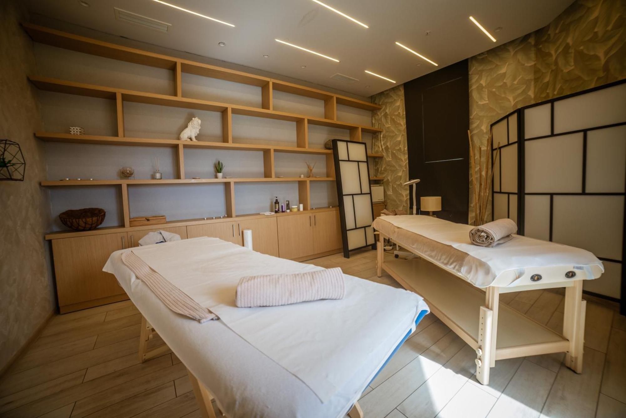 Hotel Imperial Conference & Spa บุดวา ภายนอก รูปภาพ