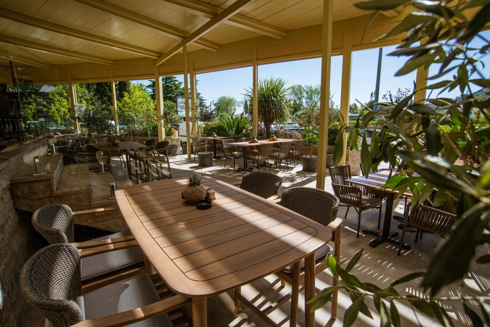 Hotel Imperial Conference & Spa บุดวา ภายนอก รูปภาพ