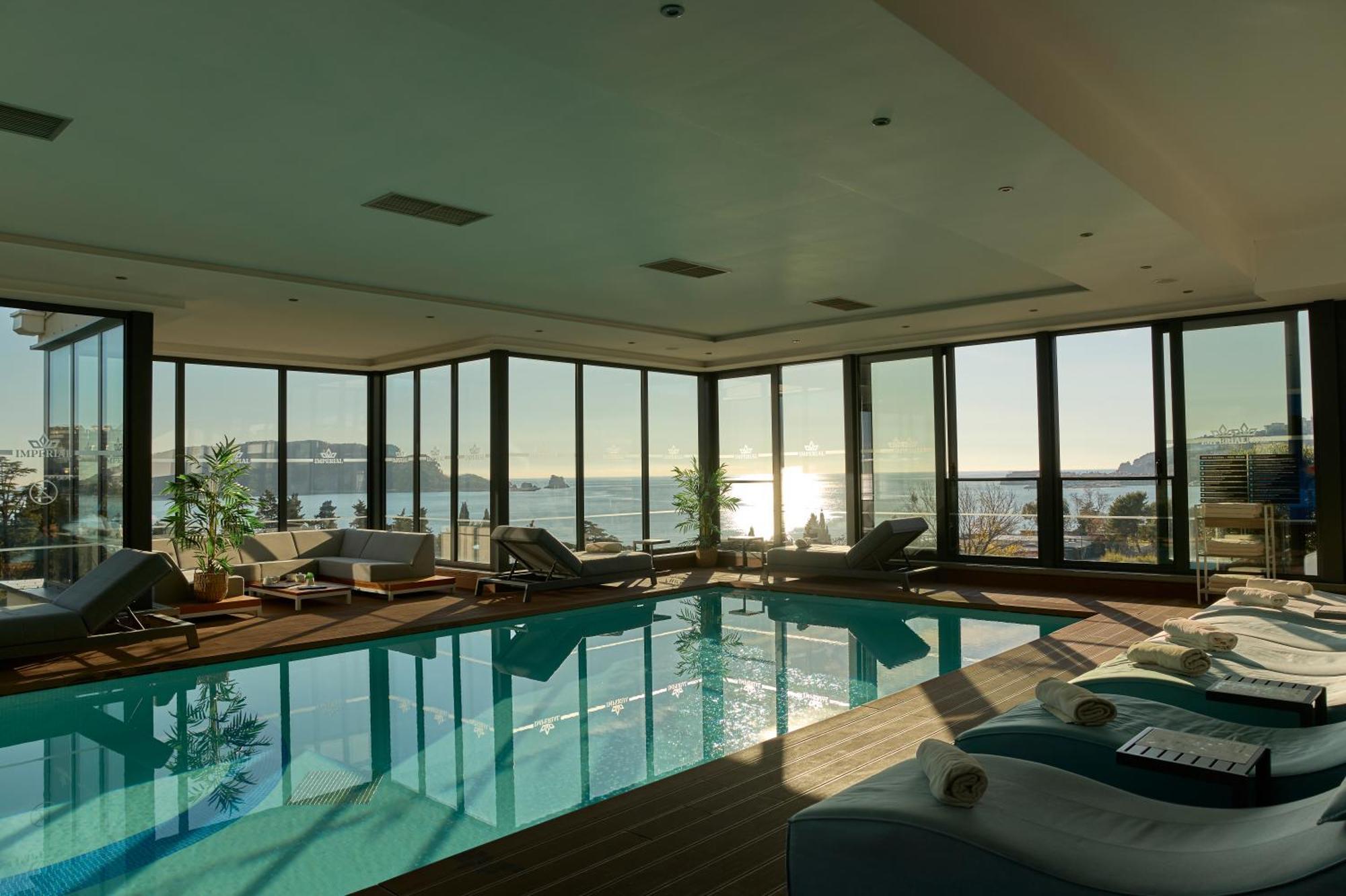Hotel Imperial Conference & Spa บุดวา ภายนอก รูปภาพ