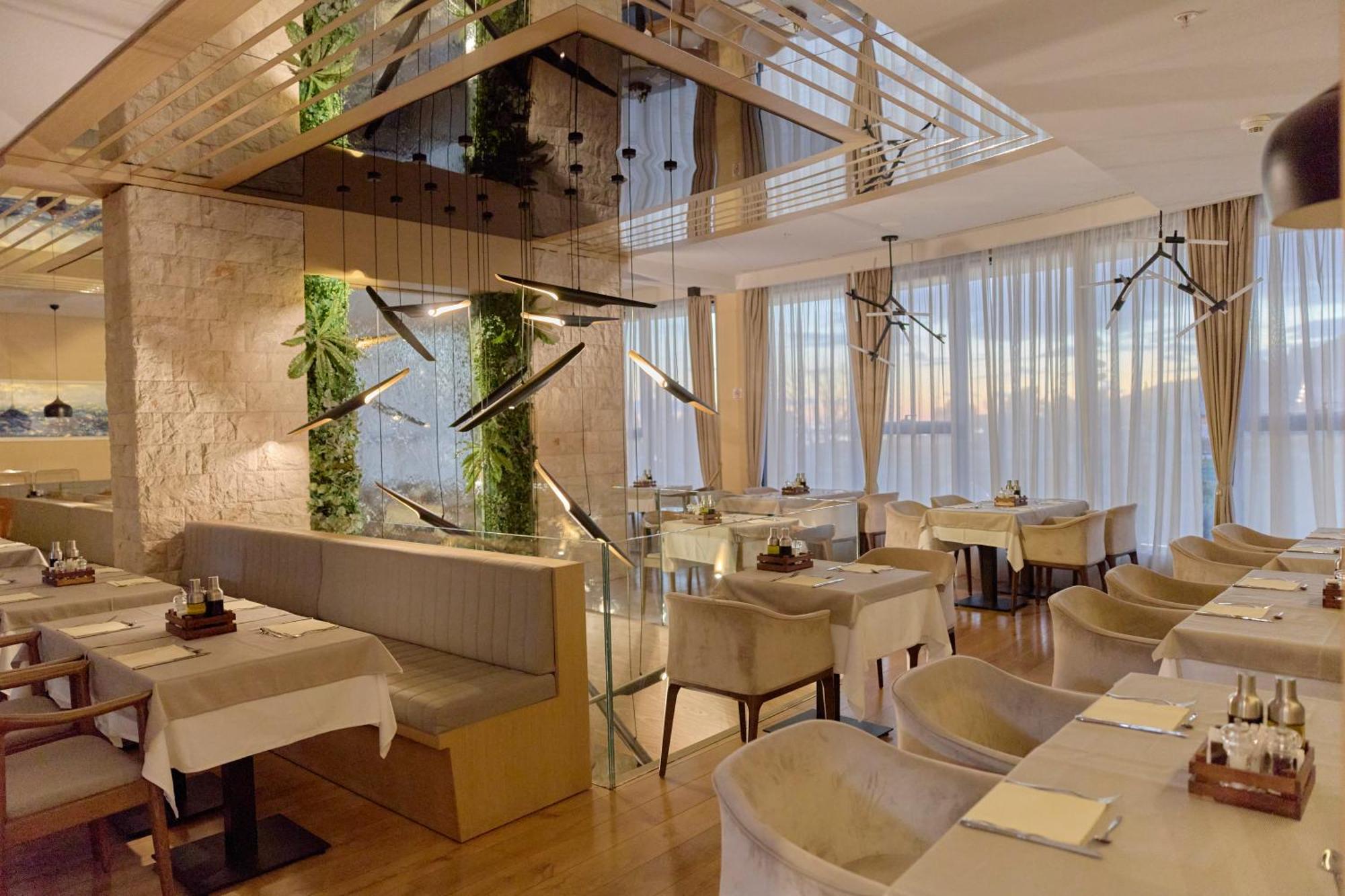 Hotel Imperial Conference & Spa บุดวา ภายนอก รูปภาพ